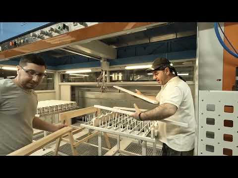 Видео: Роботы АРТРОБОТ оживляют мебельный бизнес - новый монтаж #артробот #новочебоксарск АМПИР двери