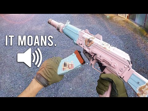 Видео: Weeb привносит в страйкбольную игру СТОНУЩИЙ аниме-пистолет...