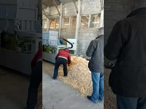Видео: Древесно-стружечный станок СДС3