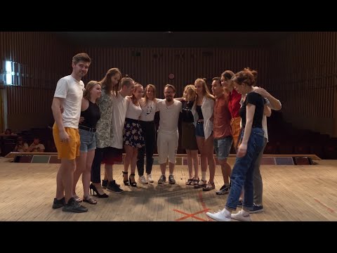 Видео: Жестовый язык. Мастер-класс: разминка