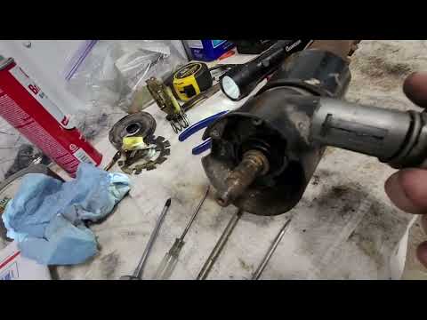 Видео: Разборка рулевой колонки с регулируемым наклоном JEEP CJ