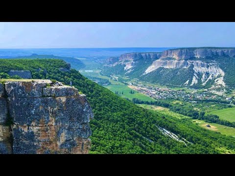 Видео: КРЫМ. Гора УТЮГ. Древняя Тисовая роща. Бельбекская долина. Горная тропа здоровья.