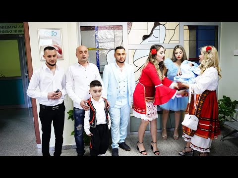 Видео: Посрещане на малкия Димитър Царя  с орк.Парти груп и Полина Стефанова