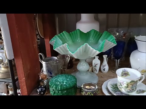 Видео: БАРАХОЛКА В НОВОПОДРЕЗКОВО! ХОРОШИЕ НАХОДКИ