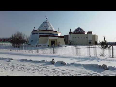 Видео: Сунтар (Якутия) - аккуратное и известное село на берегу Вилюя