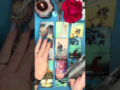 Видео: Что у НЕГО с СОПЕРНИЦЕЙ⁉️ЕГО ЧУВСТВА к ВАМ⁉️❤️🍁#треугольник #соперница #таро #будущеетаро #tarot 