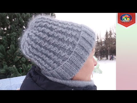 Видео: Шапка из мохера спицами