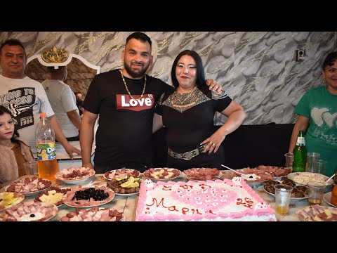 Видео: рожденият ден на Мария 26 г 2024 cover