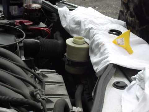 Видео: замена масла в ГУРе ДАСТЕР ничего не разбирая