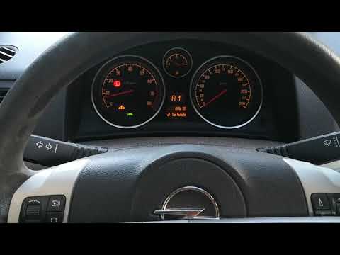 Видео: Адаптация точки схваиывания Opel Astra H 2008 OP Com