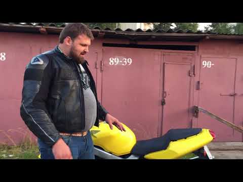 Видео: VTR1000 F Обзор