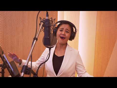 Видео: "Гайхамшигт хайр"-Г. Мягмарсүрэн "Amazing grace" (Hayley Westenra Cover)-Mongolian singer G. Miigaa