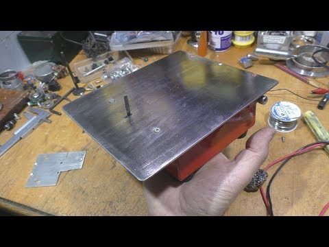 Видео: Настольный мини лобзик. (Desktop mini fretsaw)