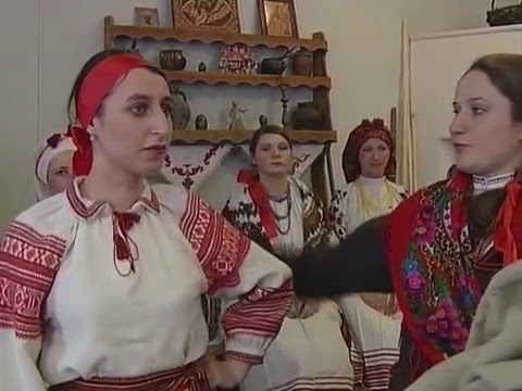 Видео: Фольклорний ансамбль "Джерело" Рівне 2005.