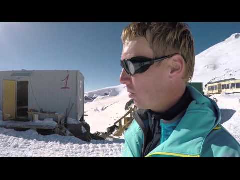 Видео: Эльбрус. Приют 11.