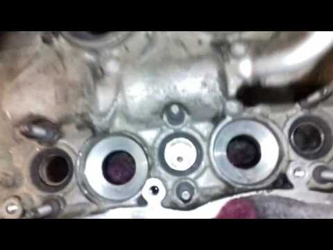 Видео: Замена уплотнения под дизельными форсунками DV6TED4