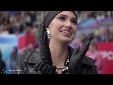 Видео: Интервью с Алиной Загитовой после произвольных программ мужчин, на финале Гран-при в Красноярске