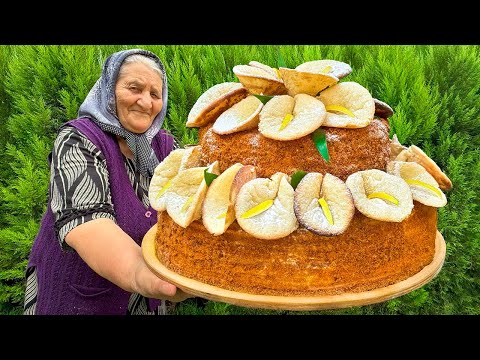 Видео: Большой Двухъярусный Медовый Торт По Рецепту Бабушки: Откусите Один Кусочек — И Вы Сразу Подсядете!