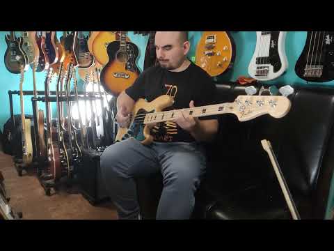 Видео: Fender Jazz bass  Реплика (JB-75). Ясень и клён. Экспресс обзор для магазина.