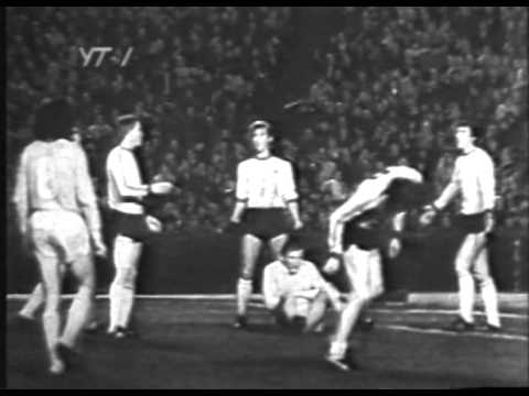 Видео: Суперкубок 1975. Динамо Киев - Бавария Мюнхен 2-0 (06.10.1975)