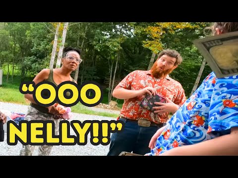 Видео: Он НЕ БЫЛ готов к тому, что я БЫЛ готов потратить на этой гаражной распродаже!