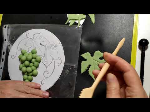 Видео: Мастер-класс по изготовлению панно "Виноград" из солёного теста