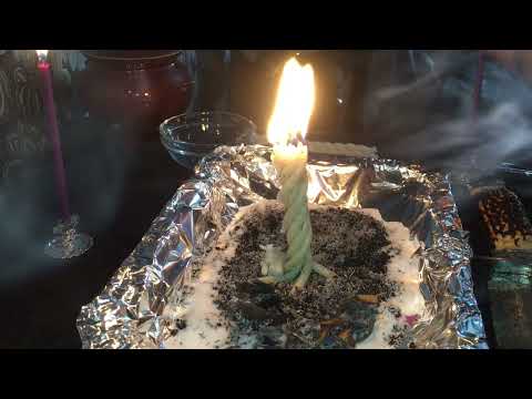 Видео: Ритуал. Снятие паучьей порчи, паутин.