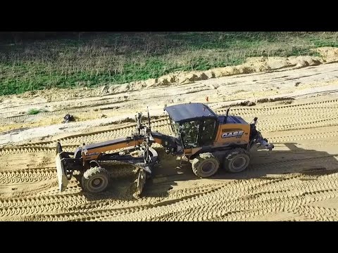 Видео: Грейдер Case 885B с 3D GPS системой нивелирования - Drone video