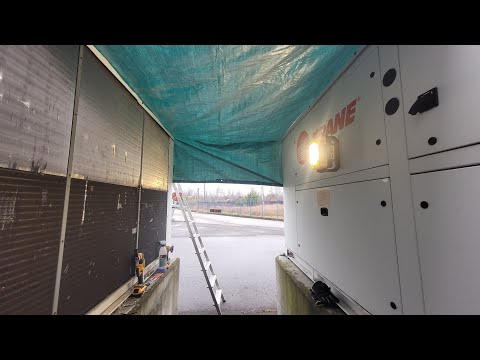 Видео: Устранение утечки на конденсаторе чиллера
