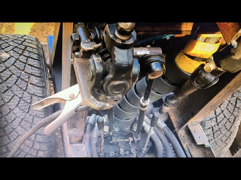 Видео: Джойстик на гидрораспределитель для управления стрелой и ковшом одним рычагом Часть19