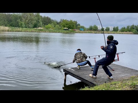 Видео: Поймал первый трофей сезона 2022