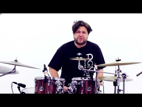 Видео: Петр Ившин, видео-уроки. Урок 1. Посадка и расстановка инструментов