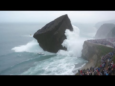 Видео: То, Что Им Удалось Снять На Камеру, Шокировало Всех!