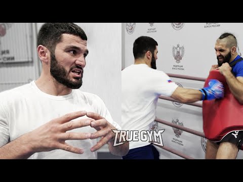 Видео: Нокаутер Бетербиев против Олимпийского чемпиона по боксу Мехонцева / Кто сильнее бьет?