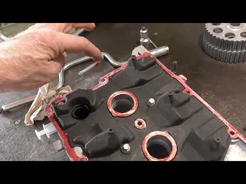 Видео: Часть 4. Ремонт Приоры . Большой расход масла.