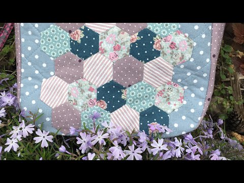 Видео: Сумка в стиле пэчворк/Лоскутное шитье/Гексагоны/Стежка