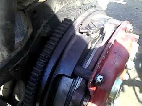 Видео: Правильна'установка'сшепленя'на'трактора'мтз'1221'