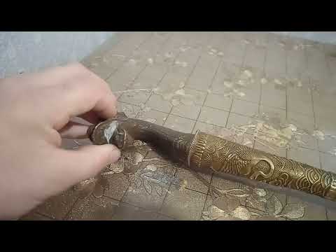 Видео: Необычная трость