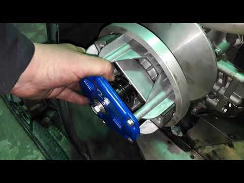 Видео: Вариатор Сафари на снегоходе, проблемы при установке. Фильм 11.