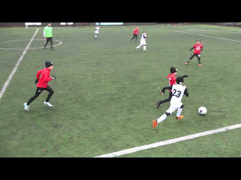 Видео: Алієва 17' - Колос Білі 17' (09.11.2025 - SKY ARENA; поле 1; Дитяча Ліга чемпіонів; Діти 2017 р.н.)