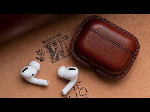 Видео: Кожаный чехол для AirPods. Формовка кожи растительного дубления. Wet molded AirPods leather case