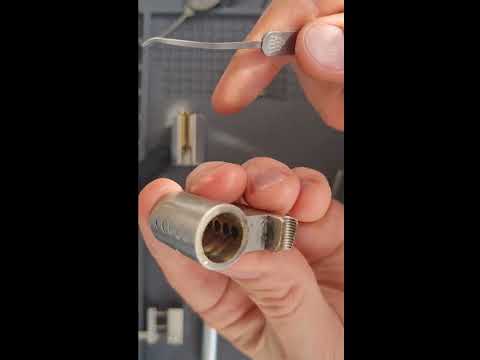 Видео: Вскрытие и разбор цилиндра FAB английский профиль