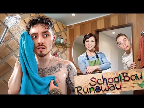 Видео: МОЮСЬ В ВАННЕ ЗЛЫХ РОДИТЕЛЕЙ В SCHOOLBOY RUNAWAY В МАЙНКРАФТ!