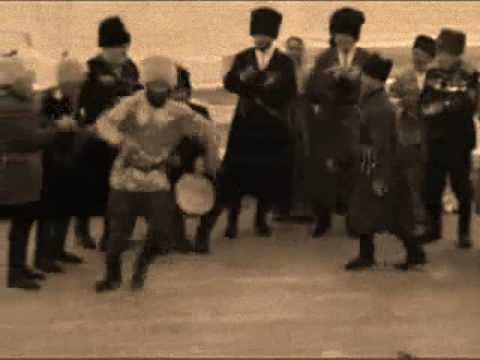 Видео: Снежочки - казачья лезгинка (Caucasian Cossacks' Dance)