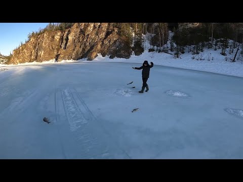 Видео: Рыбалка просто ОГОНЬ!