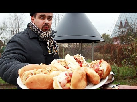 Видео: РЕЦЕПТ ░ Сырно-беконистые хот-доги с хрустящим луком