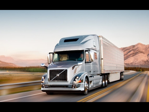 Видео: Дальнобой по США. Обзор Volvo vnl 780. Трак Alexa Florida. Американские грузовики