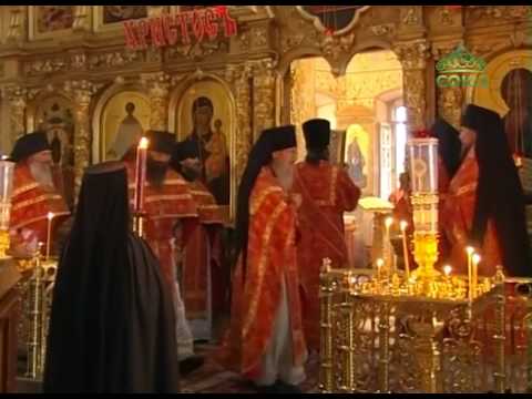 Видео: Трансляция божественной литургии из Оптиной пустыни города Козельска