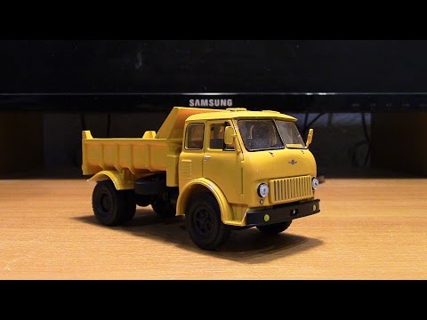 Видео: Обзор масштабно модели автомобиля МАЗ 503 Б Наш Автопром