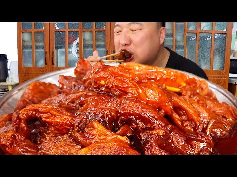 Видео: Тушить горшок с пряным говяжьим сухожилием, нежное и мягкое, очень удовлетворяющее | Мукбанг